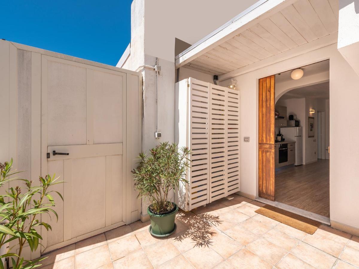 Casa Alla Marina Del Porto Di Cagliari Apartment Bagian luar foto