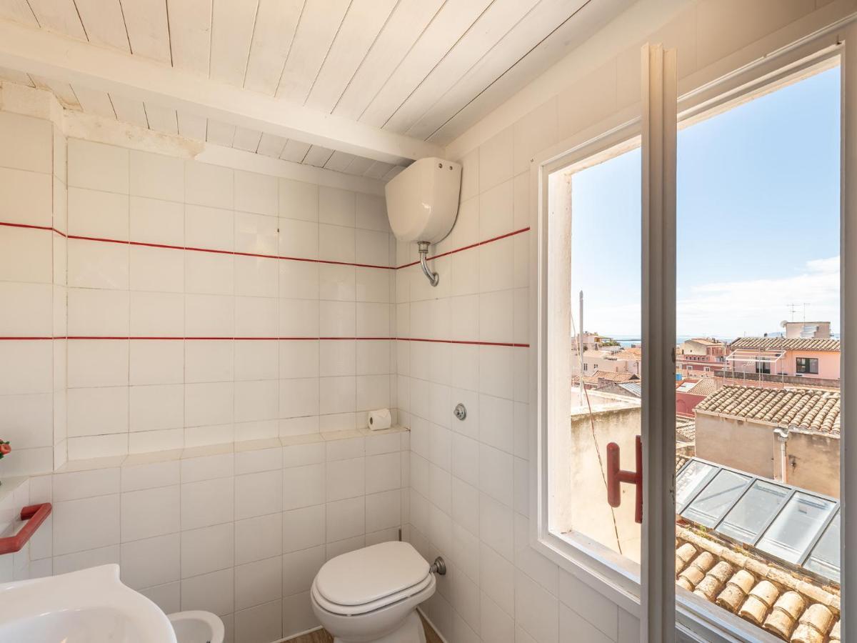 Casa Alla Marina Del Porto Di Cagliari Apartment Bagian luar foto