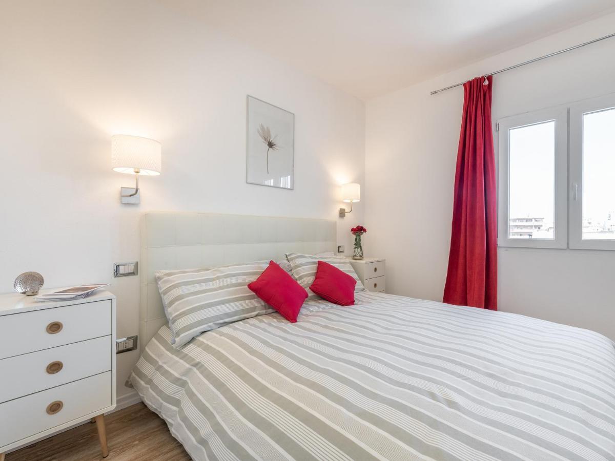 Casa Alla Marina Del Porto Di Cagliari Apartment Bagian luar foto